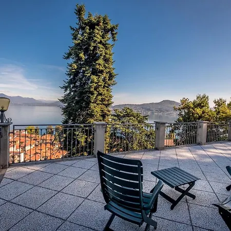 Βίλα Sleeps 13 Pool Air Con Wifi Meina