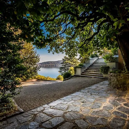 Sleeps 13 Pool Air Con Wifi Villa Meina