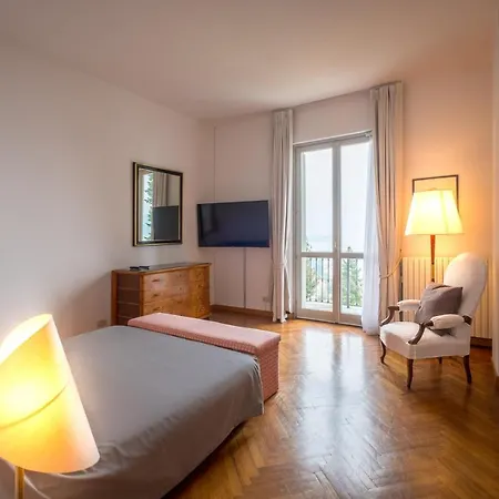 Βίλα Sleeps 13 Pool Air Con Wifi Meina